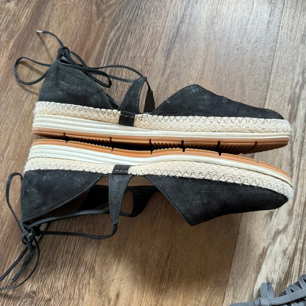 Paul Green Black Espadrille Flats 7.5